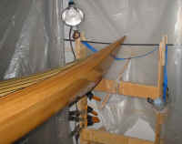 varnishing_bow.jpg (71534 bytes)